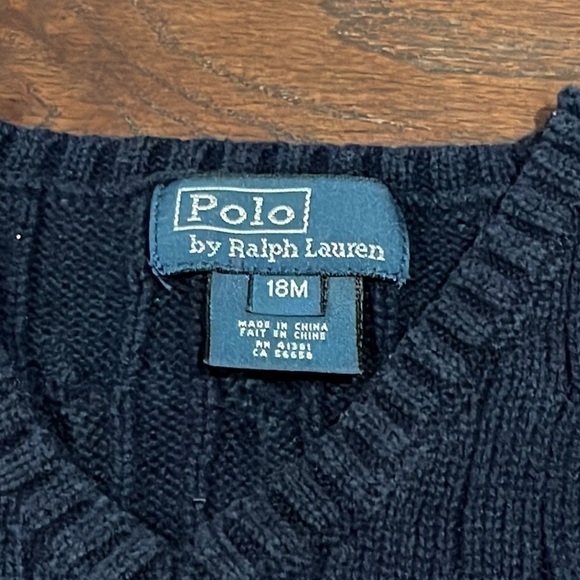 POLO by Ralph’s Lauren Boys Bundle of Navy & Cream Sweater Vests Size 18 months - Picture 6 of 7